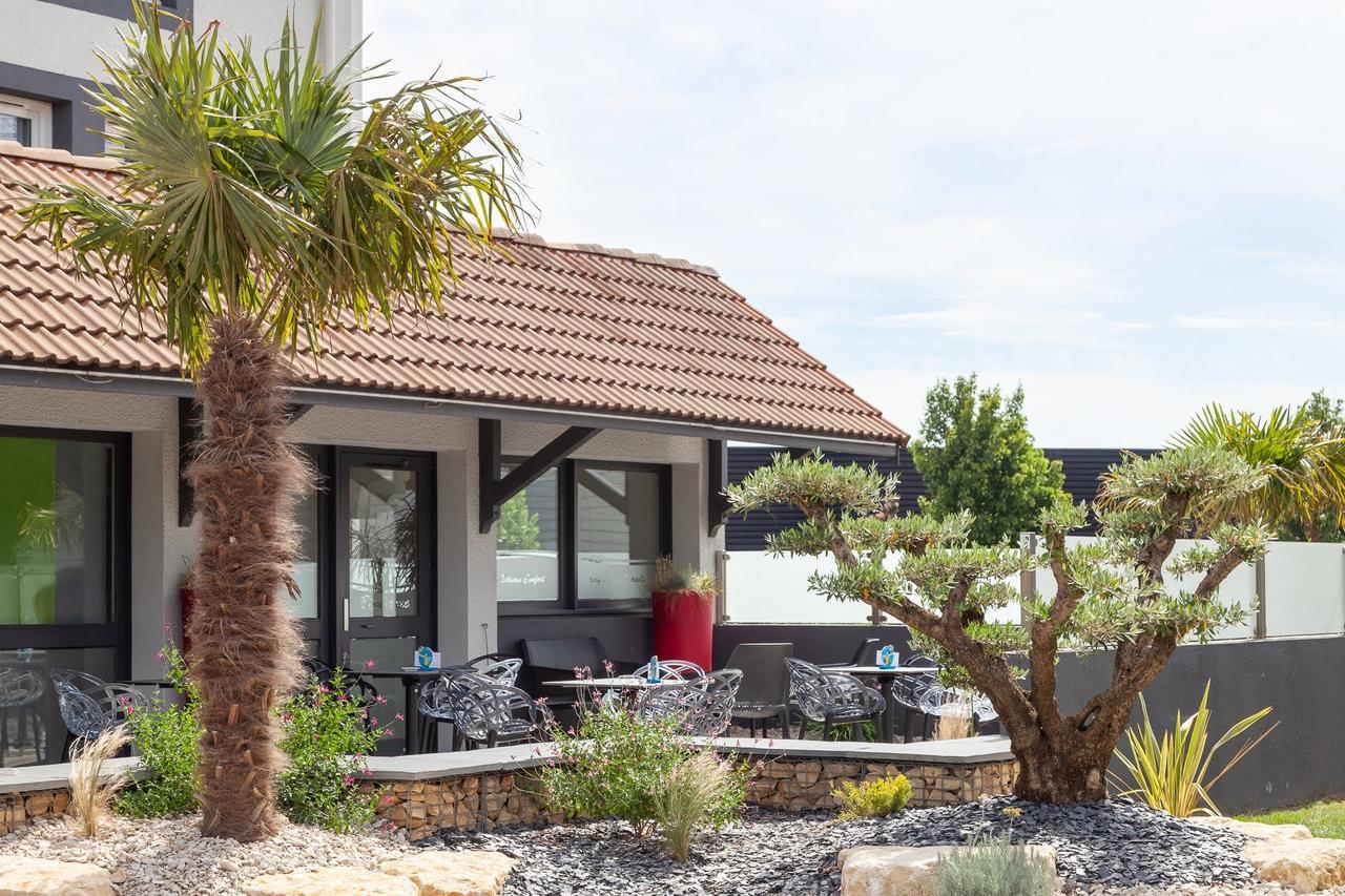 Kyriad Niort-Espace Mendesfrance Екстериор снимка